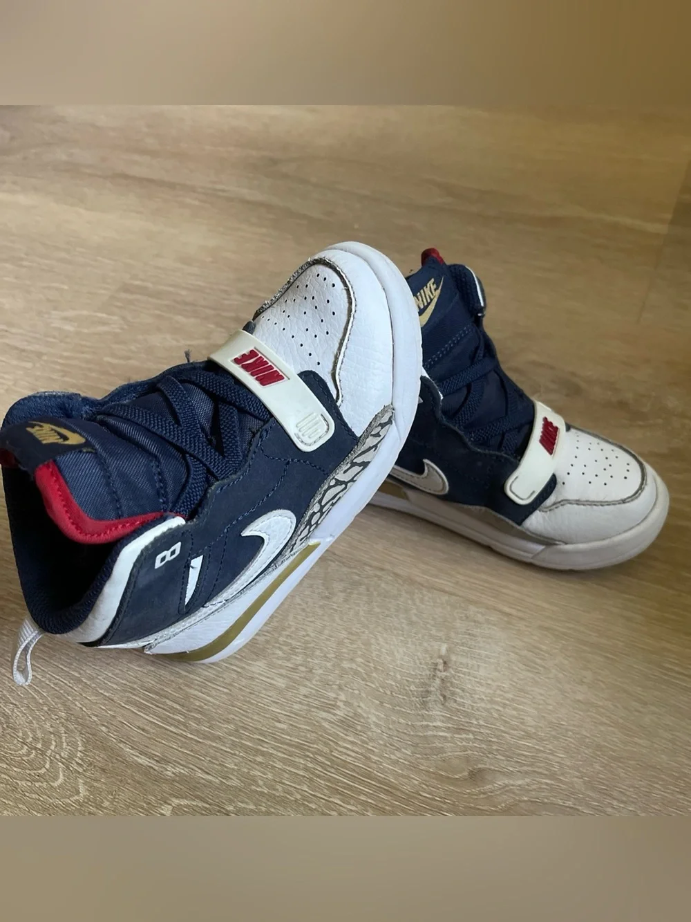 JORDAN Legacy 312 TD 8 Olympic Boy’s Sneakers 9C